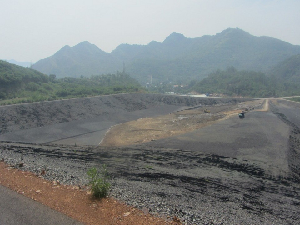 HP1_O chon lap chat thai ran Luong Hoa.jpg